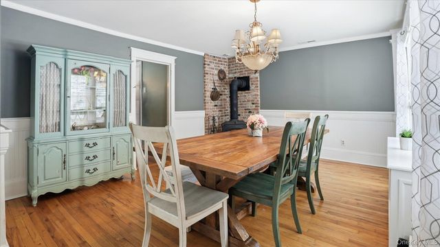 149 Union Avenue, Islip, NY 11751