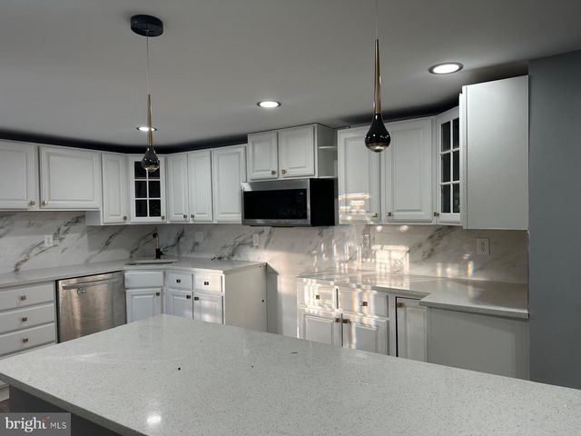 2639 LOGMILL RD, Haymarket, VA 20169