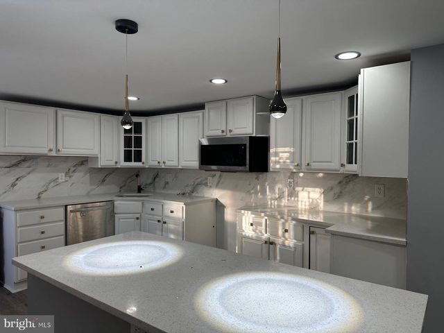 2639 LOGMILL RD, Haymarket, VA 20169