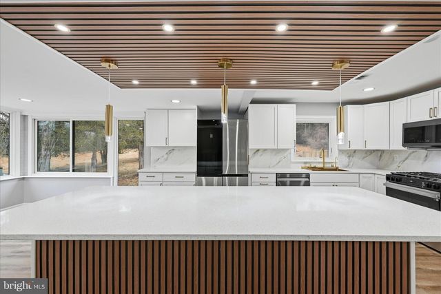 2639 LOGMILL RD, Haymarket, VA 20169