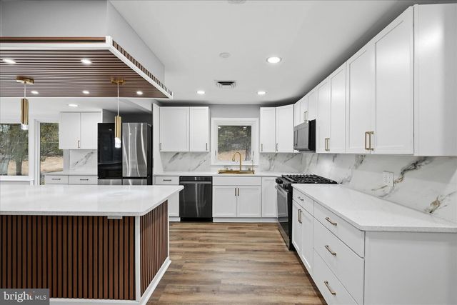 2639 LOGMILL RD, Haymarket, VA 20169