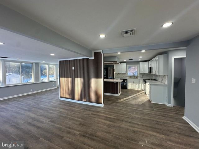 2639 LOGMILL RD, Haymarket, VA 20169