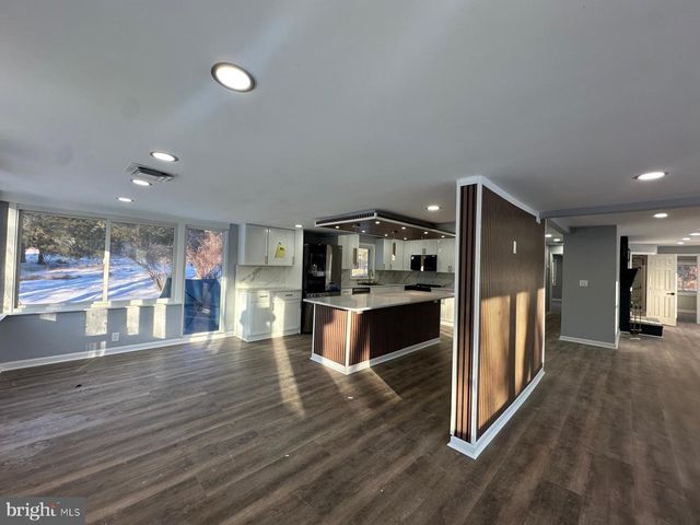 2639 LOGMILL RD, Haymarket, VA 20169