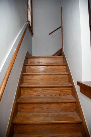 1453 7th Street E, Saint Paul, MN 55106