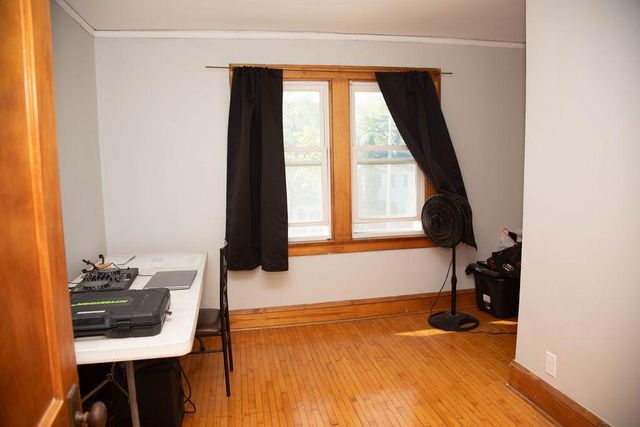 1453 7th Street E, Saint Paul, MN 55106