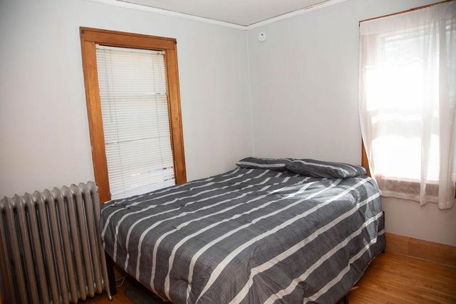 1453 7th Street E, Saint Paul, MN 55106