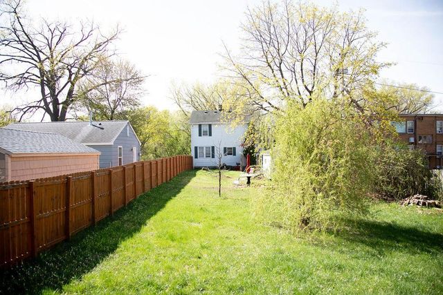 1453 7th Street E, Saint Paul, MN 55106