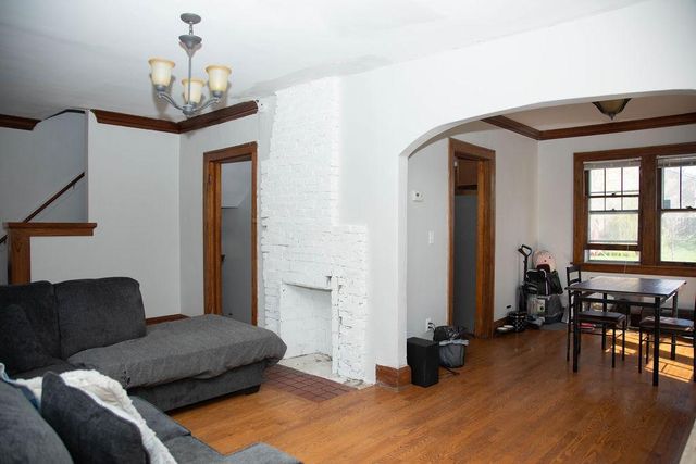 1453 7th Street E, Saint Paul, MN 55106