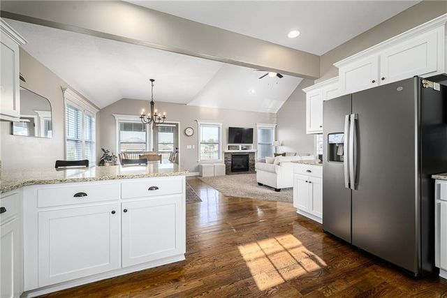 6996 141st Street, Basehor, KS 66007