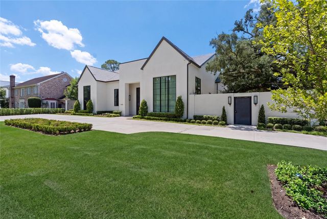 5641 Holly Springs Drive, Houston, TX 77056