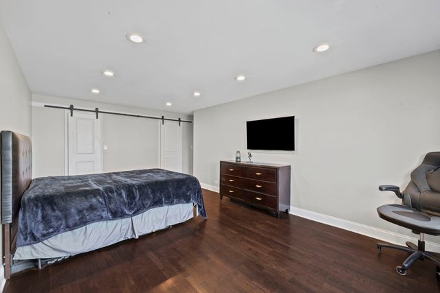1795 Lake Cook Road 110, Highland Park, IL 60035