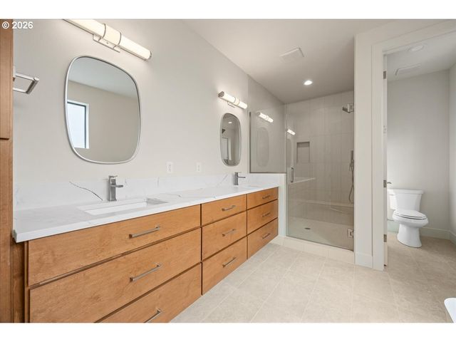 10723 Se 13TH Cir, Vancouver, WA 98664