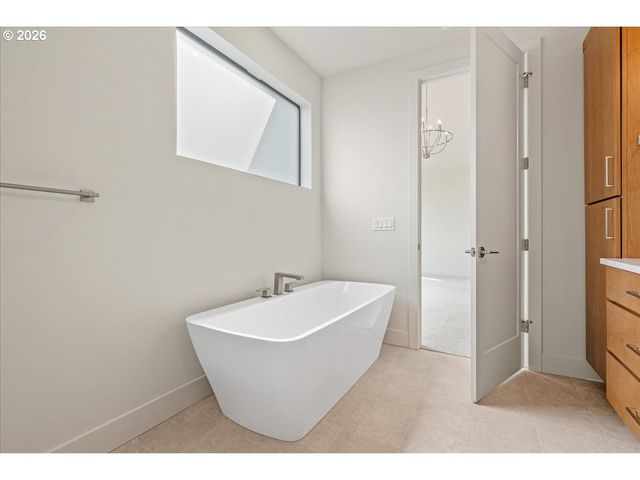 10723 Se 13TH Cir, Vancouver, WA 98664