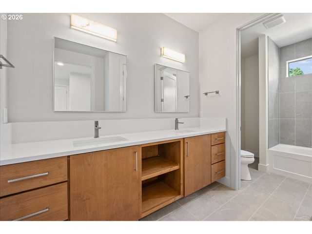 10723 Se 13TH Cir, Vancouver, WA 98664