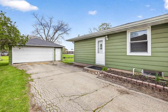 946 4TH STREET, Menasha, WI 54952