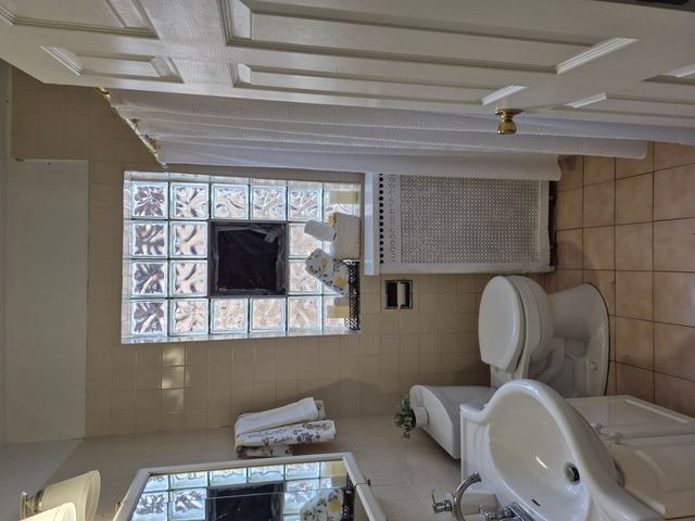 9426 S Racine Avenue, Chicago, IL 60620