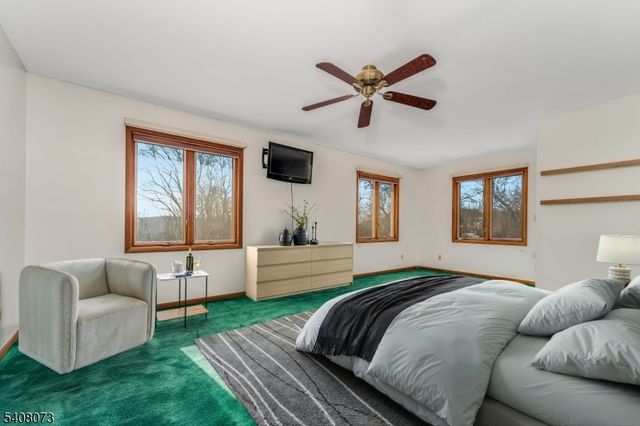 132 Mountain Rd, Pohatcong Twp., NJ 08865