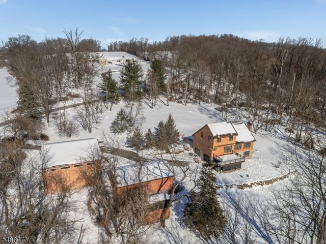 132 Mountain Rd, Pohatcong Twp., NJ 08865