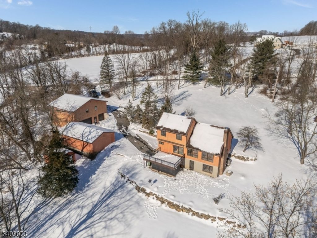 132 Mountain Rd, Pohatcong Twp., NJ 08865