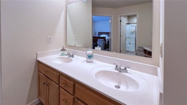 7515 Anderson Street, Shawnee, KS 66227