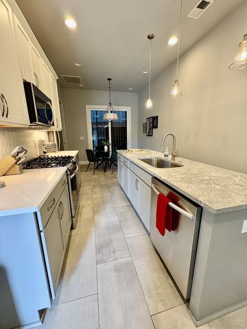 707 26th Ave N Apt 4, Nashville, TN 37208