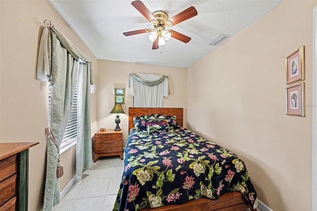 17511 EAGLE LANE, Lutz, FL 33558