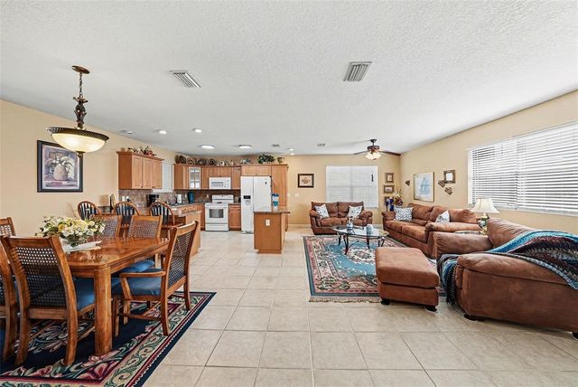 17511 EAGLE LANE, Lutz, FL 33558