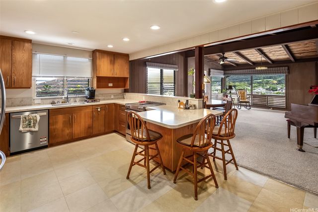 381 Puiwa Road, Honolulu, HI 96817