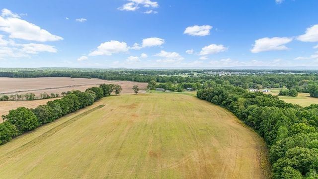 3249 Fredonia Rd, Manchester, TN 37355