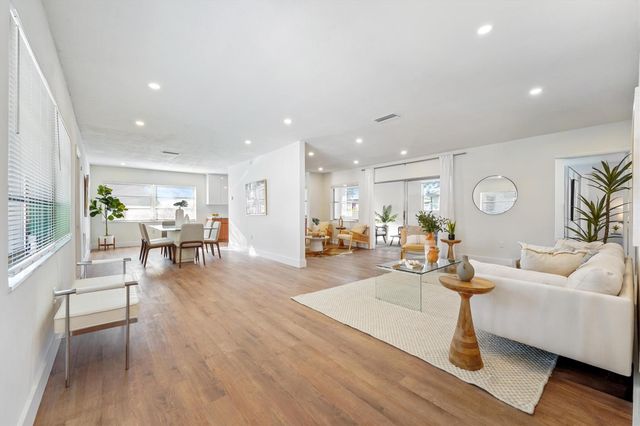 7521 Grant Court, Hollywood, FL 33024