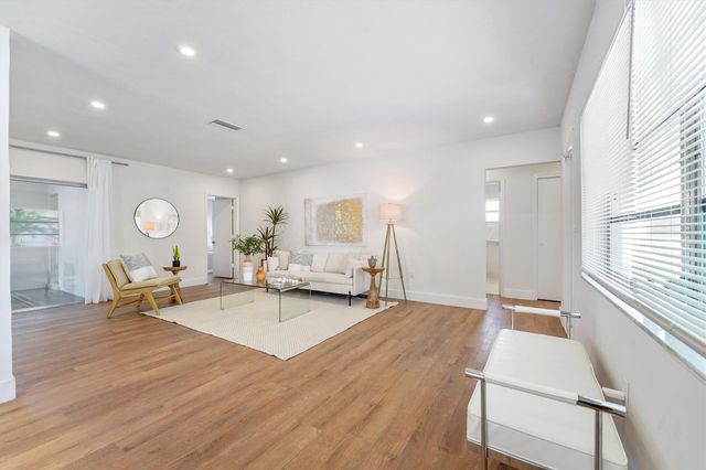 7521 Grant Court, Hollywood, FL 33024