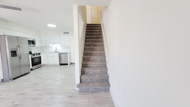 6203 E GLENCOVE Street 1, Mesa, AZ 85205