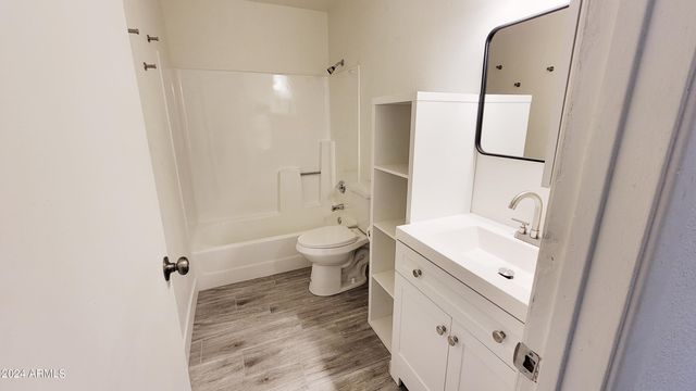 6203 E GLENCOVE Street 1, Mesa, AZ 85205