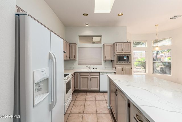 15427 W HERITAGE Drive, Sun City West, AZ 85375