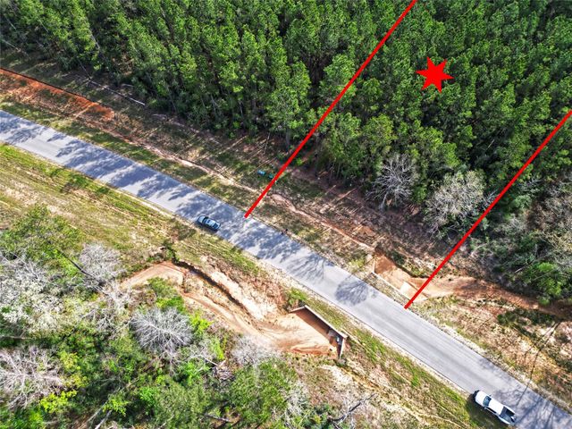 15871 Ridge Oak Road, Willis, TX 77378