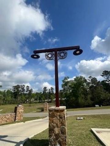 15871 Ridge Oak Road, Willis, TX 77378