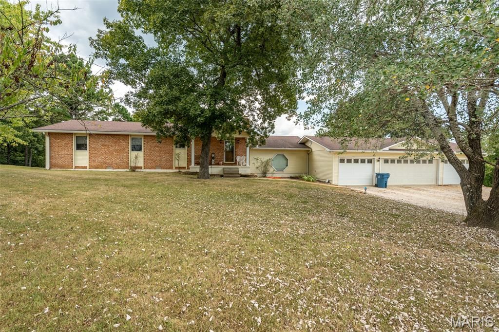197 Rabbit Run Road, Poplar Bluff, MO 63901