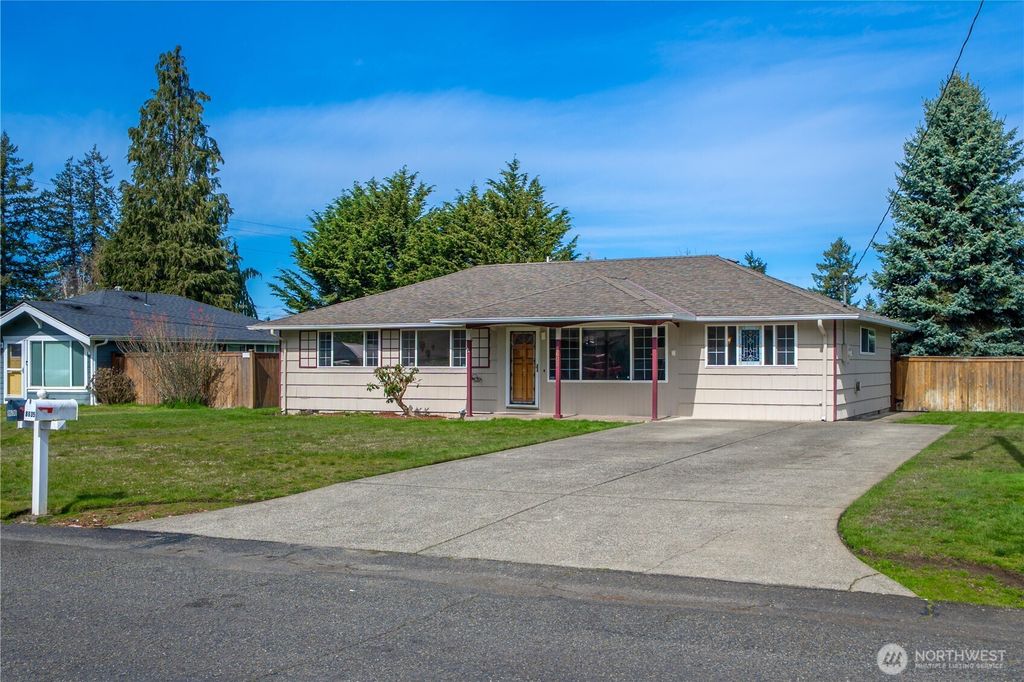 8605 Haviland Avenue SW, Lakewood, WA 98498