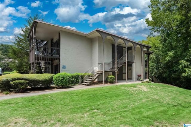 3027 Massey Rd Apt C, Vestavia Hills, AL 35216