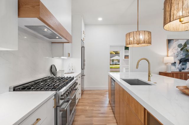 6317 E University Boulevard, Dallas, TX 75214
