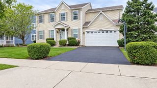3042 Seekonk Avenue, Elgin, IL 60124