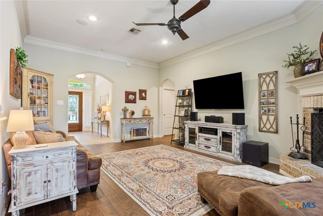 1208 Salado Oaks Drive, Salado, TX 76571