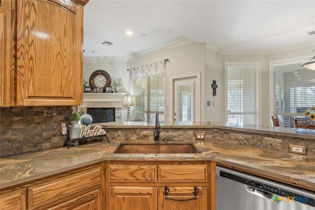 1208 Salado Oaks Drive, Salado, TX 76571