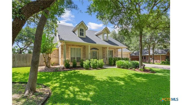 1208 Salado Oaks Drive, Salado, TX 76571