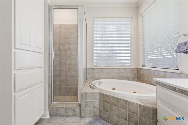 1208 Salado Oaks Drive, Salado, TX 76571