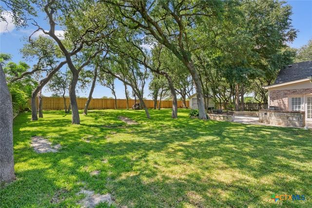 1208 Salado Oaks Drive, Salado, TX 76571