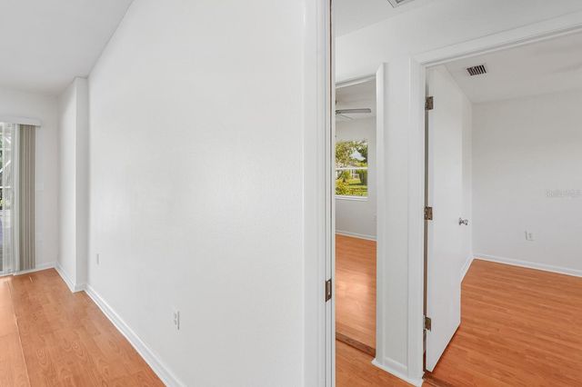 3323 MEADOW RUN CIRCLE, Venice, FL 34293