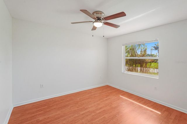 3323 MEADOW RUN CIRCLE, Venice, FL 34293