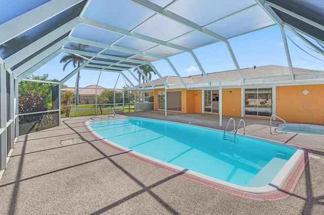 3323 MEADOW RUN CIRCLE, Venice, FL 34293