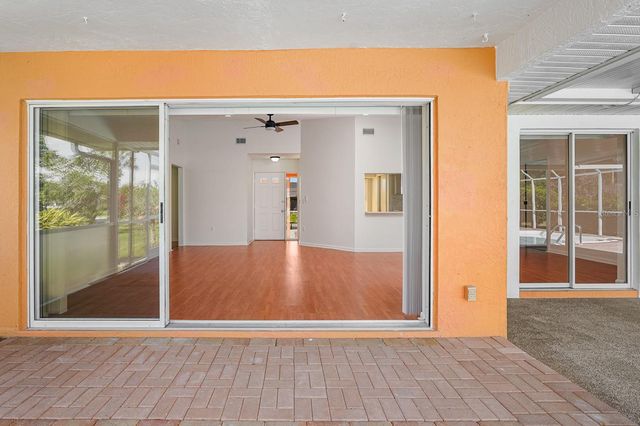 3323 MEADOW RUN CIRCLE, Venice, FL 34293